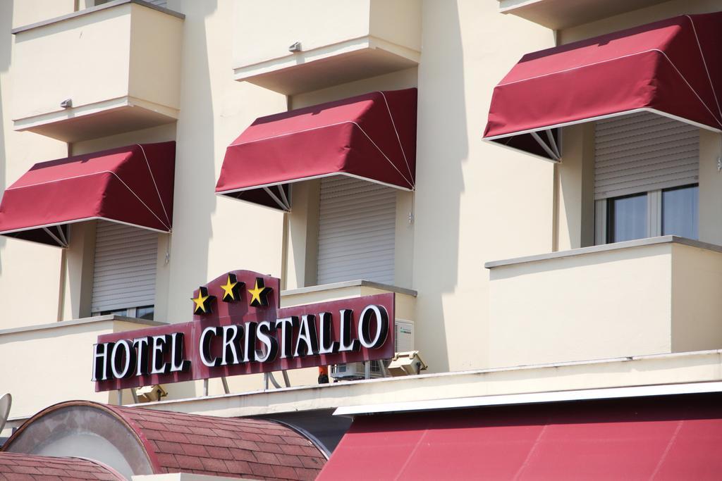 Hotel Cristallo Fano Exterior foto